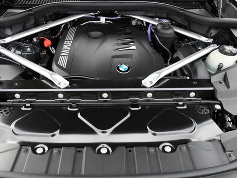 Used 2026 BMW X5 xDrive40i image 23