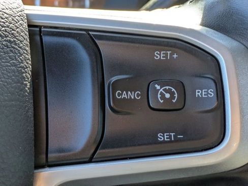 Used 2024 RAM 2500 Big Horn image 28