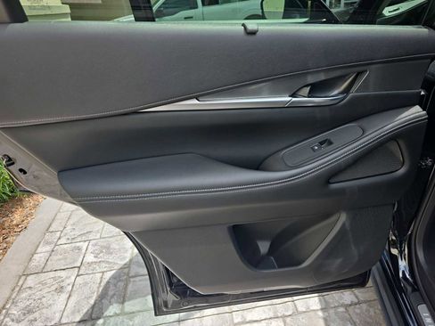 Used 2023 INFINITI QX60 Luxe w/ Cargo Package FWD image 10