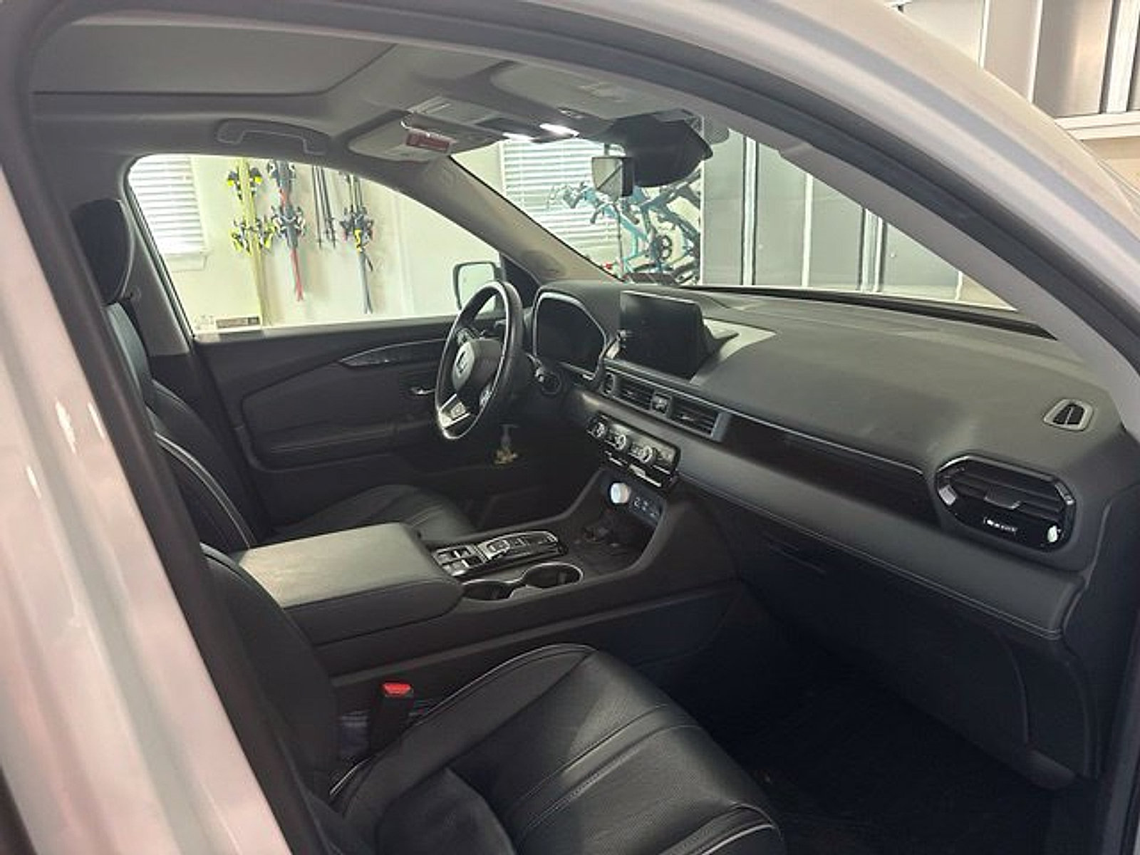 Used 2024 Honda Pilot Elite image 3