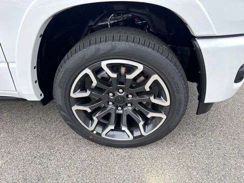 New 2027 RAM 1500 Limited AWD/4WD image 9