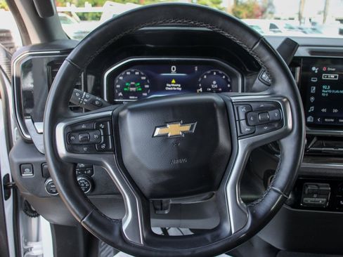Used 2024 Chevrolet Silverado 3500 LT w/ Convenience Package image 19