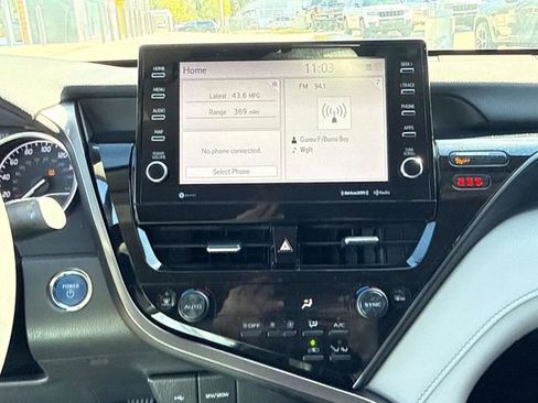 Used 2023 Toyota Camry XLE image 29