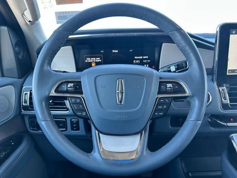 Used 2021 Lincoln Navigator L Black Label w/ Cargo Convenience Package image 23