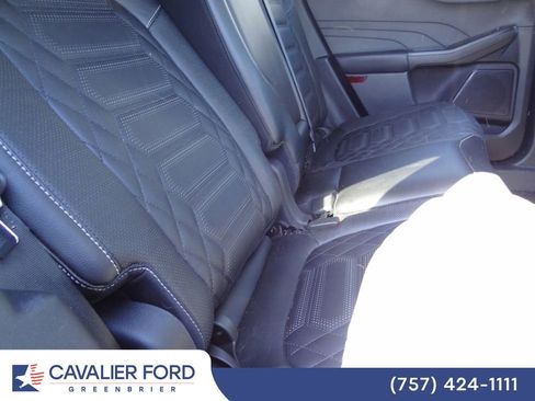Used 2023 Ford Escape Platinum w/ Premium Technology Package FWD image 17