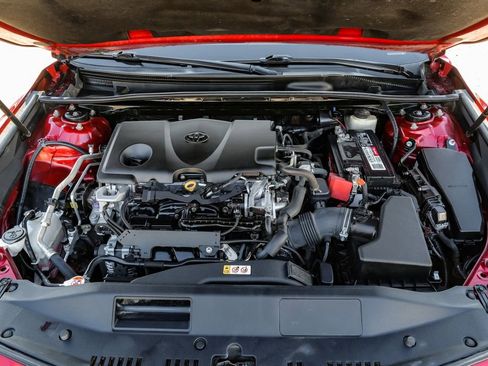 Used 2018 Toyota Camry XLE image 56