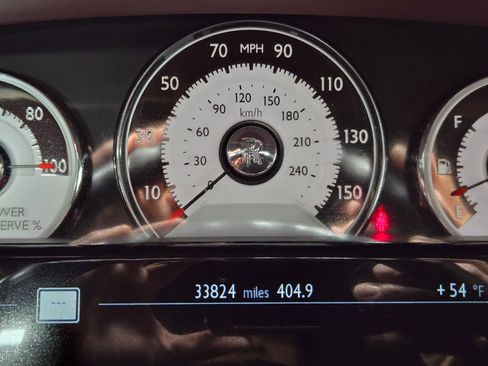 Used 2015 Rolls-Royce Wraith image 20