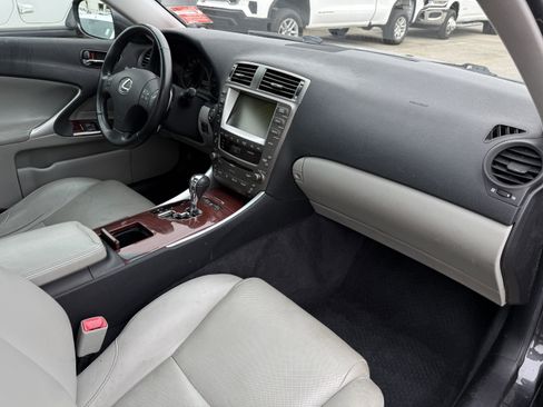Used 2008 Lexus IS 250 image 18