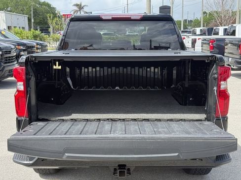 Used 2023 Chevrolet Silverado 1500 RST AWD/4WD image 13