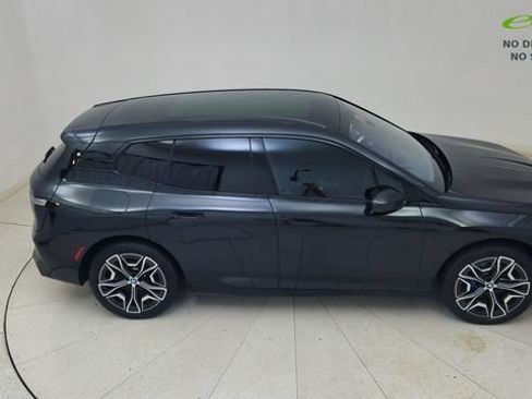 Used 2024 BMW iX xDrive50 w/ Sport Package AWD/4WD image 77