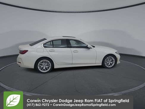 Used 2025 BMW 330i Sedan image 16