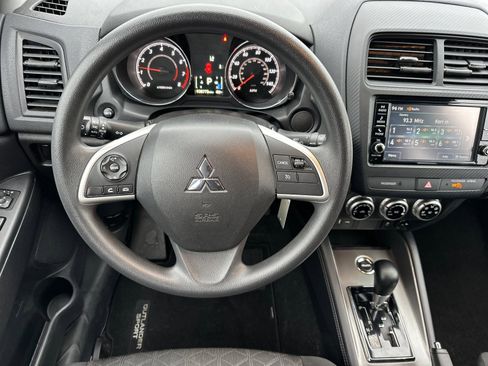 Used 2022 Mitsubishi Outlander Sport ES image 14