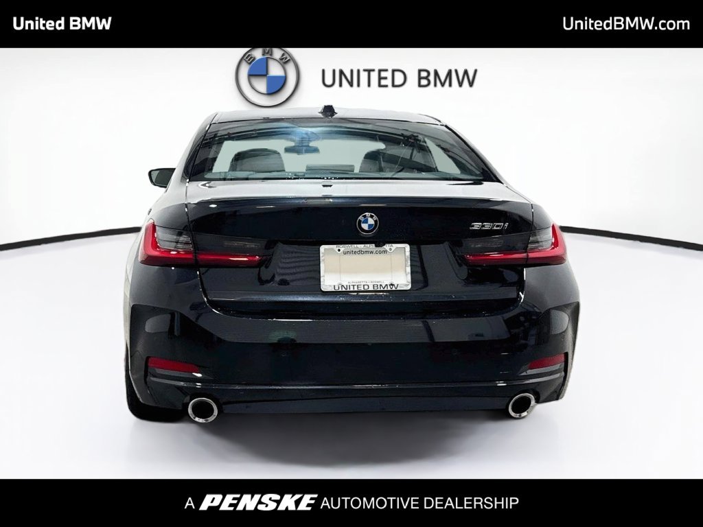 Used 2026 BMW 330i Sedan w/ Premium Package RWD image 6