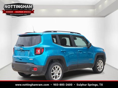 Used 2022 Jeep Renegade Latitude w/ Convenience Group AWD/4WD image 4