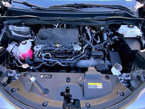 Used 2023 Toyota Sienna XLE image 30