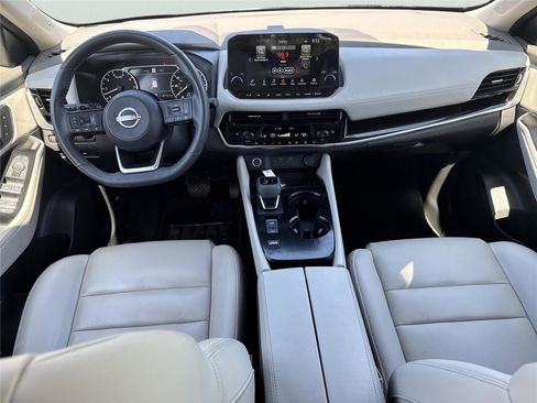 Used 2023 Nissan Rogue SL w/ SL Premium Package FWD image 13