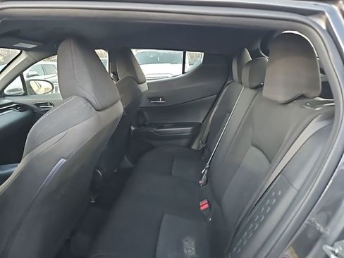 Used 2018 Toyota C-HR XLE image 14