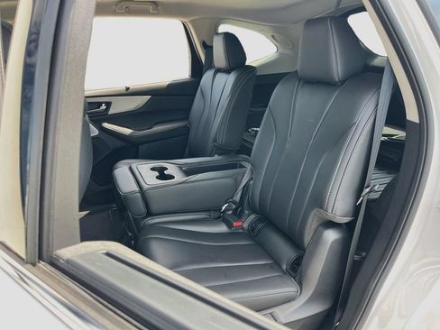 Used 2025 Acura MDX FWD w/ Technology Package image 25