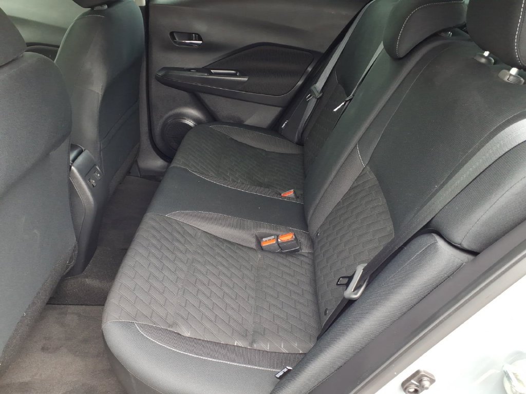 Used 2023 Nissan Kicks SV FWD image 13