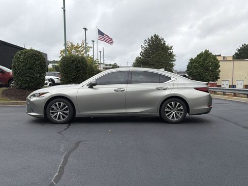 Used 2020 Lexus ES 350 w/ Premium Package FWD image 12