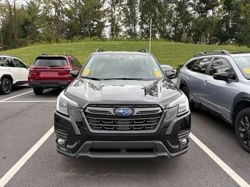Certified 2023 Subaru Forester Limited AWD/4WD image 2
