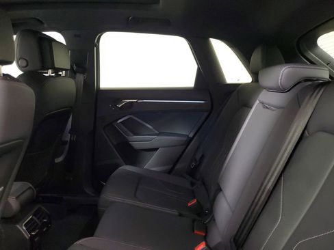 Used 2024 Audi Q3 2.0T Premium Plus w/ Premium Plus Package image 12