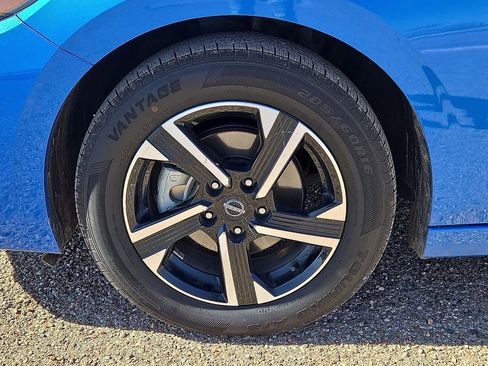 Used 2024 Nissan Sentra SV image 10