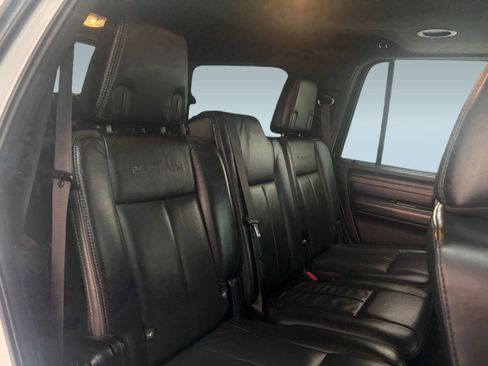Used 2016 Ford Expedition Platinum image 25