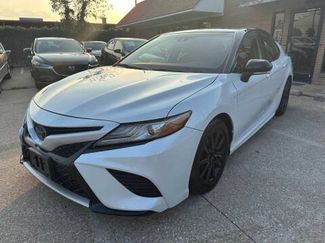 Used 2019 Toyota Camry XSE FWD video 1