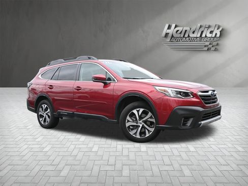 Certified 2022 Subaru Outback Limited XT image 2