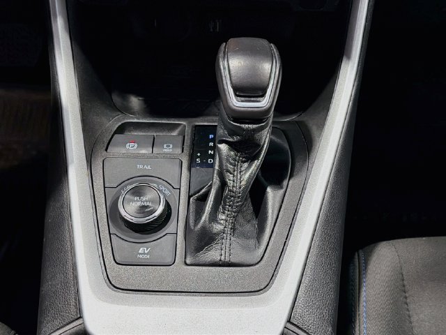 Used 2023 Toyota RAV4 SE AWD/4WD image 14