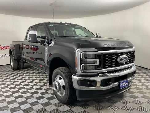 New 2026 Ford F350 Lariat w/ Lariat Ultimate Package AWD/4WD image 1