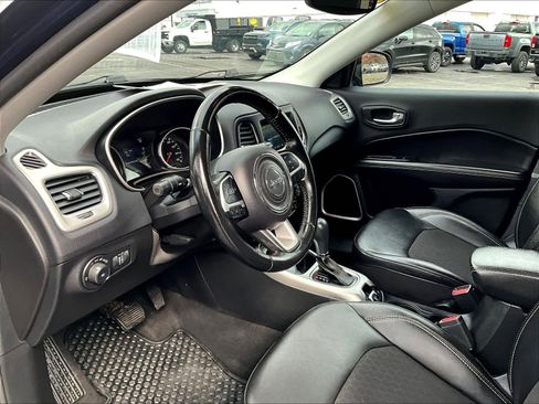 Used 2021 Jeep Compass Latitude w/ Convenience Group AWD/4WD image 8