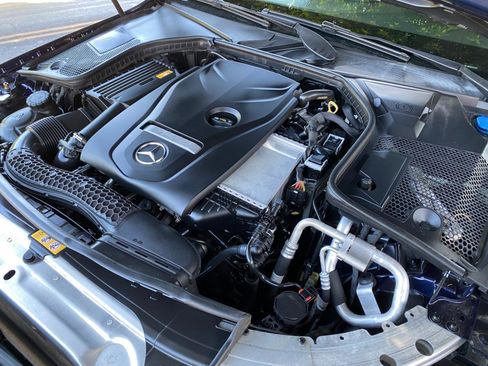 Used 2018 Mercedes-Benz C 300 Sedan image 14