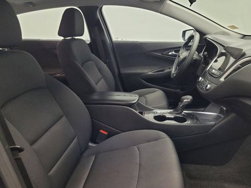 Used 2022 Chevrolet Malibu LT FWD image 21