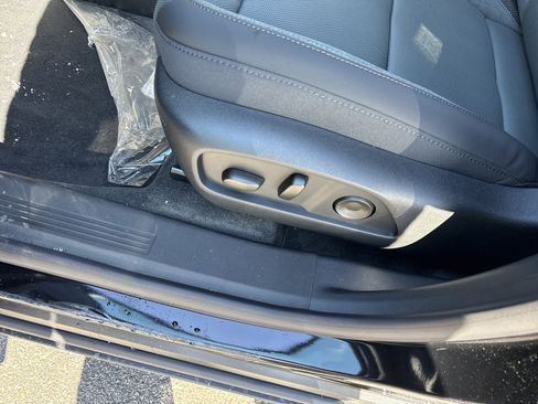 New 2026 GMC Terrain AT4 w/ Convenience Package III image 11