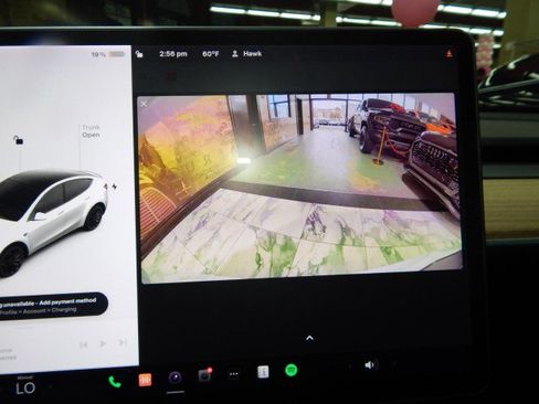 Used 2021 Tesla Model Y Performance image 24