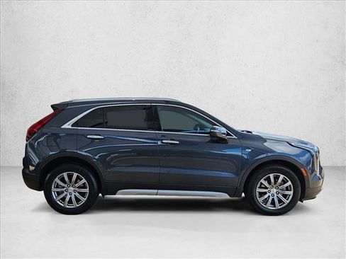 Used 2021 Cadillac XT4 Premium Luxury FWD image 4