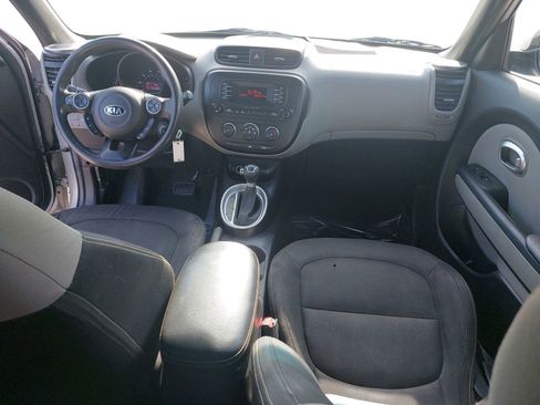 Used 2015 Kia Soul + FWD image 9