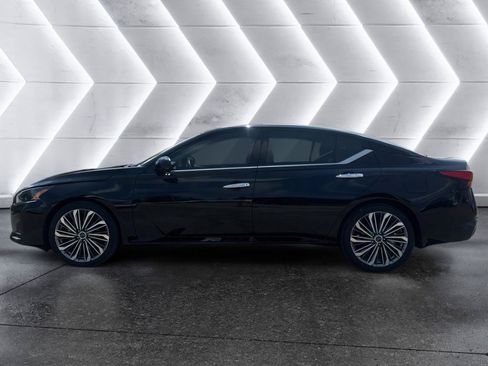 Used 2024 Nissan Altima 2.5 SL FWD image 4