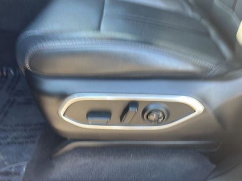 Used 2024 Jeep Wagoneer Series II image 16