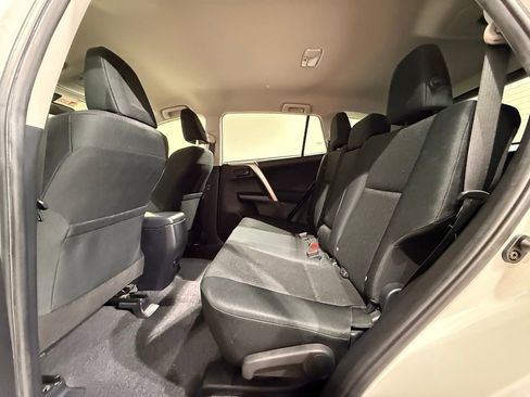 Certified 2017 Toyota RAV4 LE w/ Carpet Mat Package FWD image 18