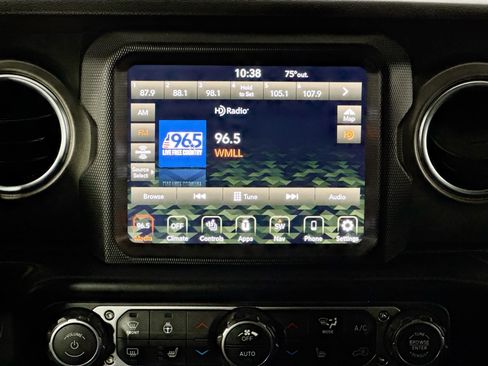 Used 2023 Jeep Wrangler Unlimited Rubicon 4xe w/ Dual Top Group AWD/4WD image 27