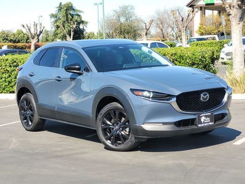 Used 2025 MAZDA CX-30 AWD 2.5 S w/ Preferred Package image 2