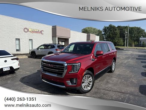 Used 2021 GMC Yukon XL SLT w/ SLT Premium Package AWD/4WD image 1