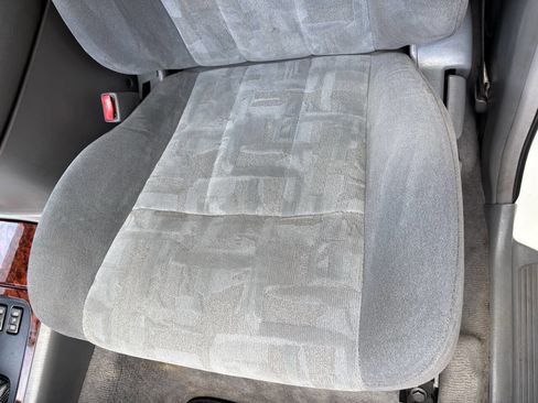 Used 1998 Toyota Land Cruiser image 26