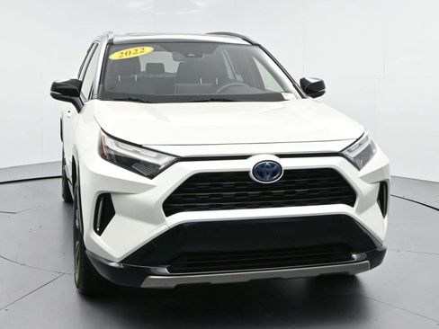 Used 2022 Toyota RAV4 XSE AWD/4WD image 2