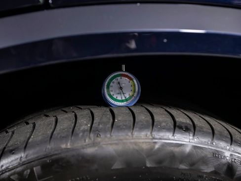 Used 2023 BMW X5 sDrive40i w/ M Sport Package image 42