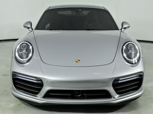 Used 2017 Porsche 911 4 Coupe AWD/4WD image 4