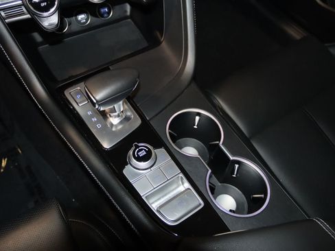 Used 2023 Genesis G70 2.0T AWD/4WD image 41
